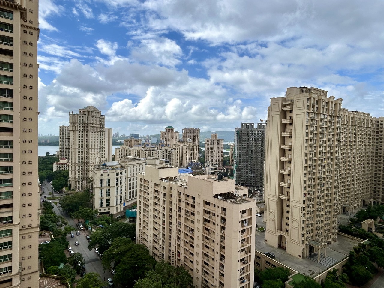 3 BHK in Heritage Hiranandani Gardens